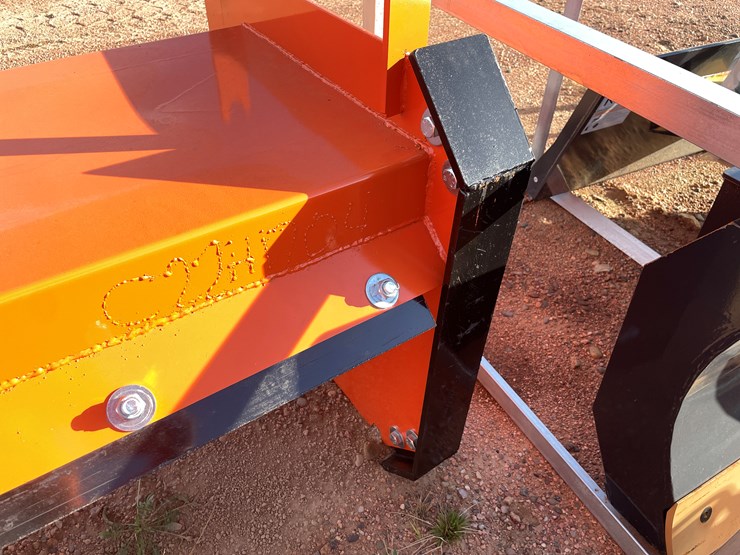 #4054-•-10'-hd-snow-pusher-attachment-image-9