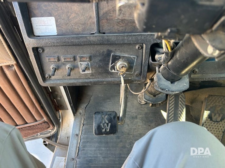 1991-kenworth-t600-image-42