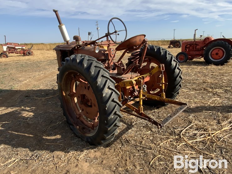 farmal-h-2wd-tractor-image-7