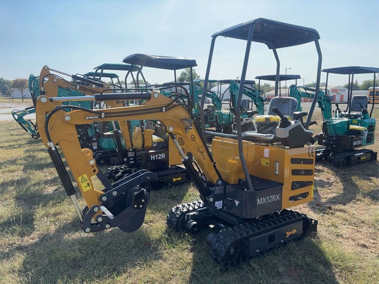 mini-excavator-mx12rx-image-1