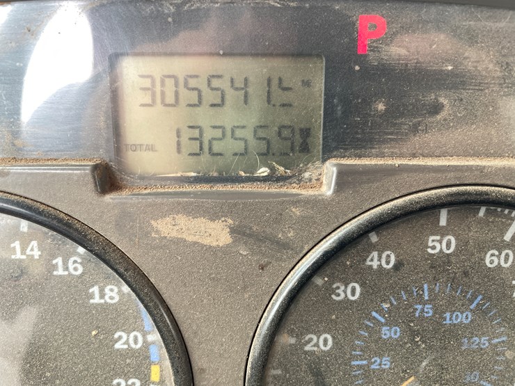 #1000-•-2005-mack-semi-tractor-(has-mi-title)-image-25