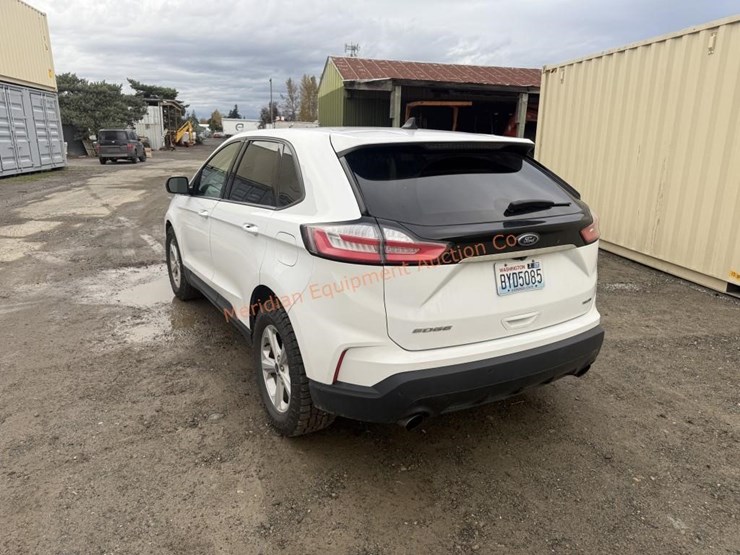 2020-ford-edge-image-8