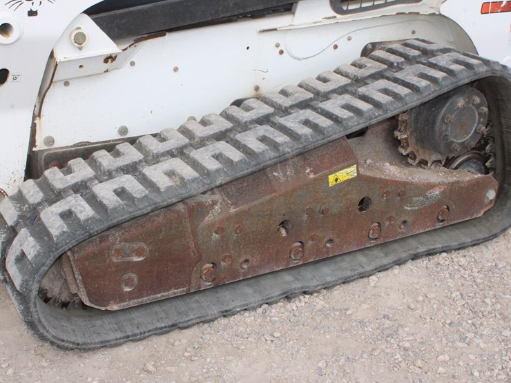 bobcat-t870-image-19