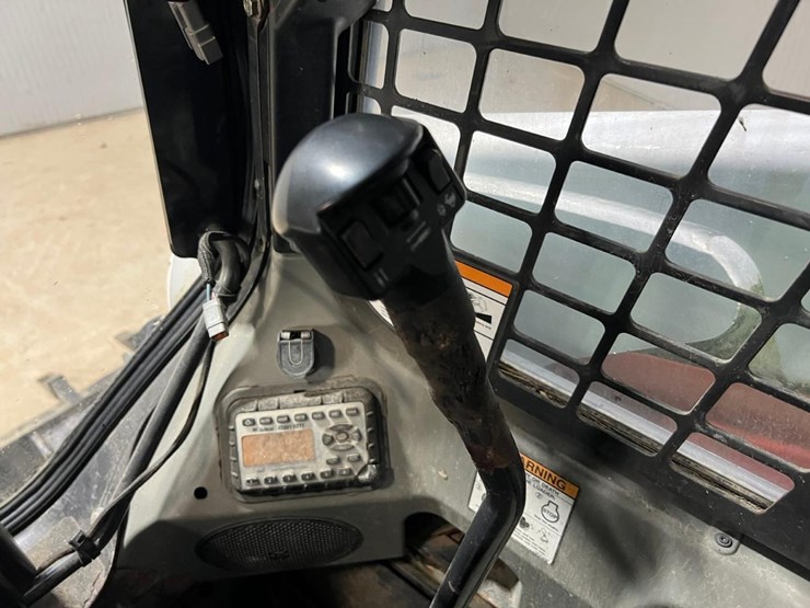 bobcat-t630-image-29