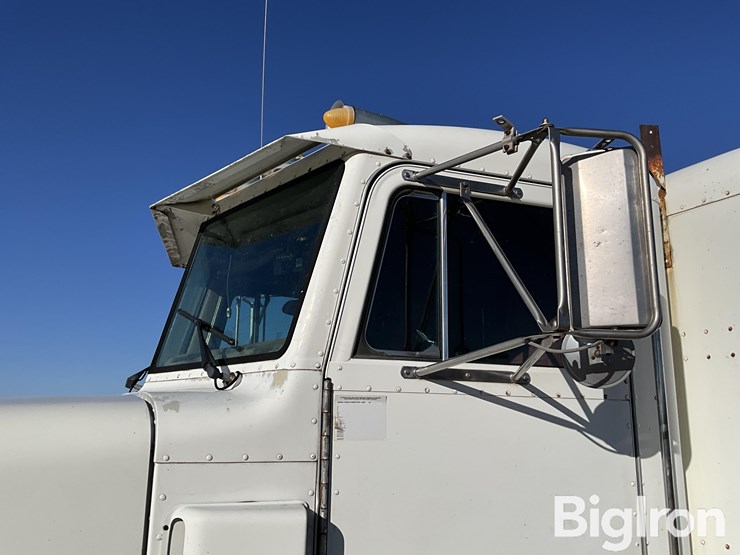 1987-peterbilt-377-image-14