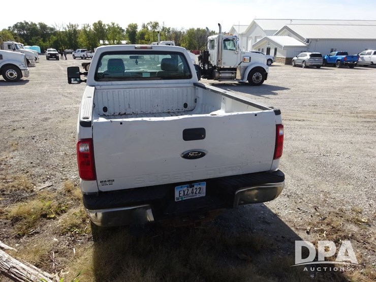 2011-ford-f250-image-18