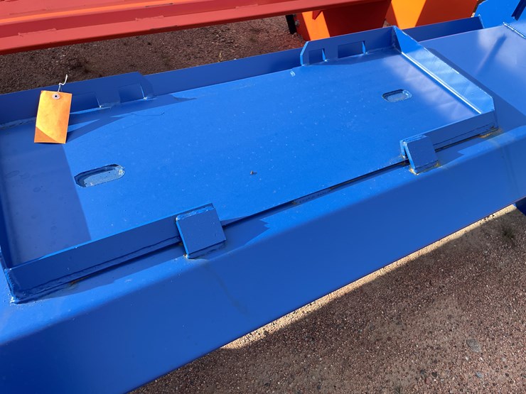 #4072-•-8'-snow-pusher-attachment-image-4