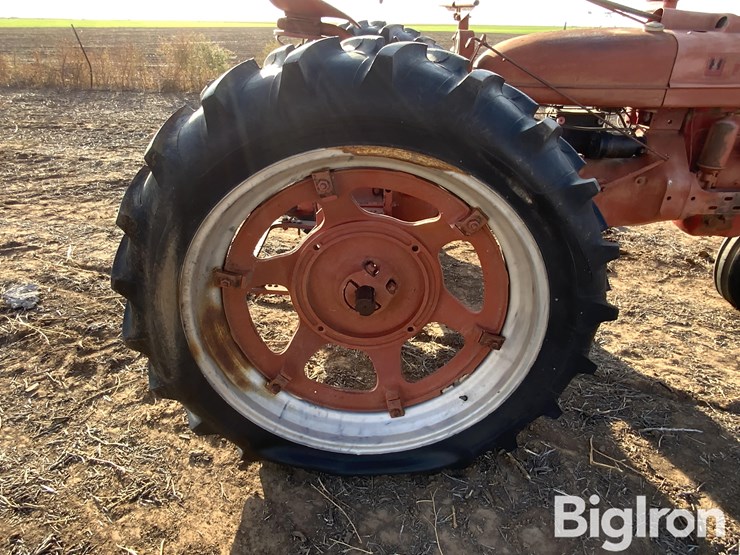 farmall-h-2wd-tractor-image-18