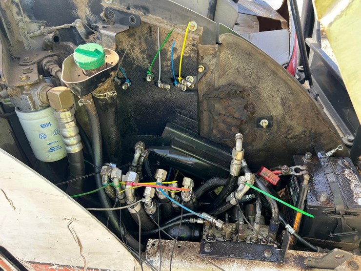 bobcat-331-image-17