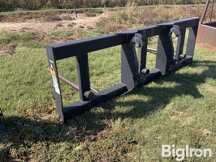 dymax-wheel-loader-spear-bale-fork-image-7