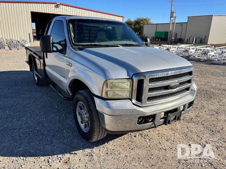 2006-ford-f350-xlt-image-4