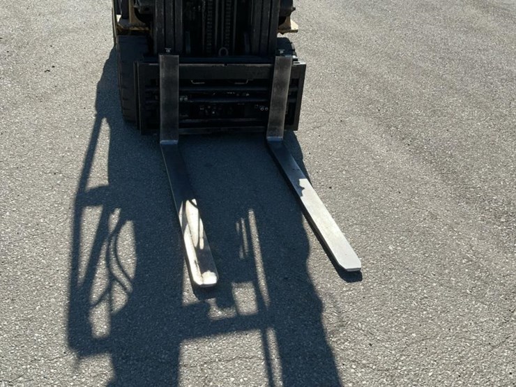 caterpillar-c5000-image-9