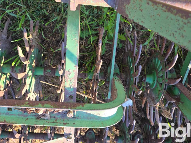 john-deere-7-image-11