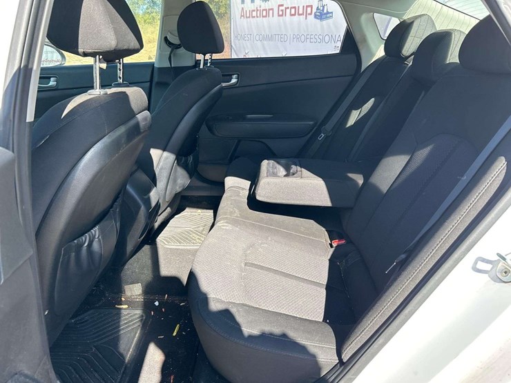 2018-kia-optima-sedan-image-21