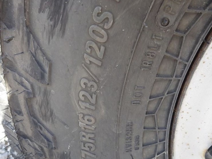 2006-chevrolet-2500hd-image-33