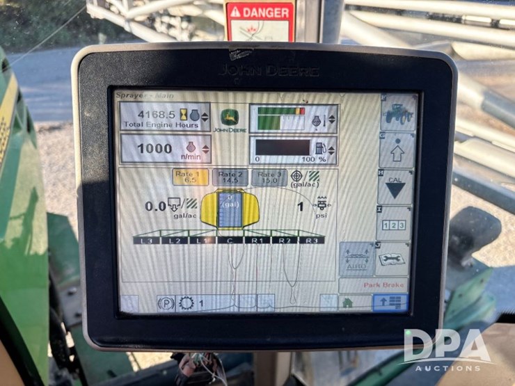 2013-john-deere-4830-image-116