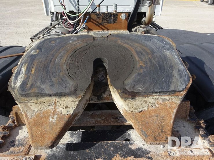 2007-volvo-vnl-day-cab-truck-(pz13987,-unit-110)-image-60