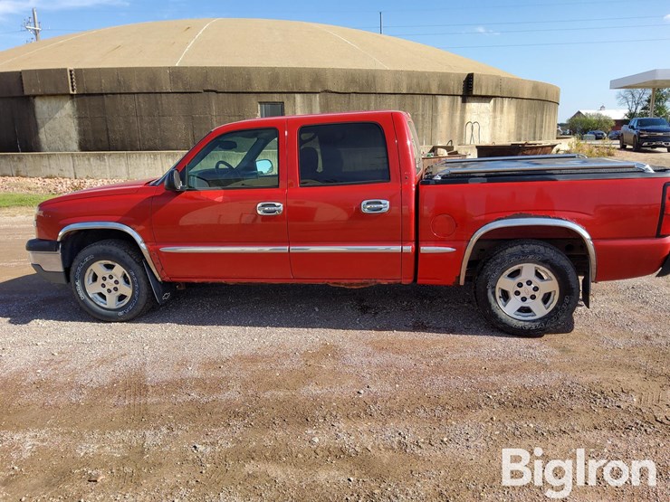 2005-chevrolet-silverado-1500-image-8