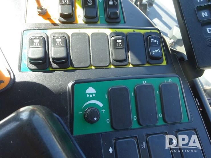 2011-case-ih-titan-4530-image-80