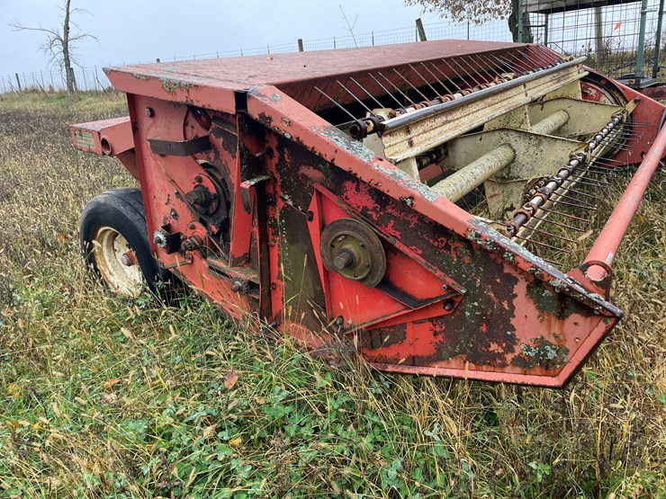 hesston-1090-image-17