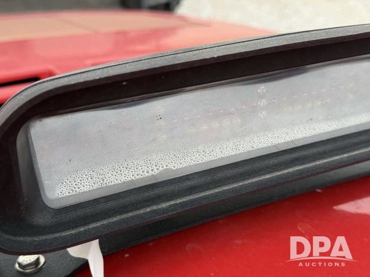 2020-case-ih-trident-5550-image-44