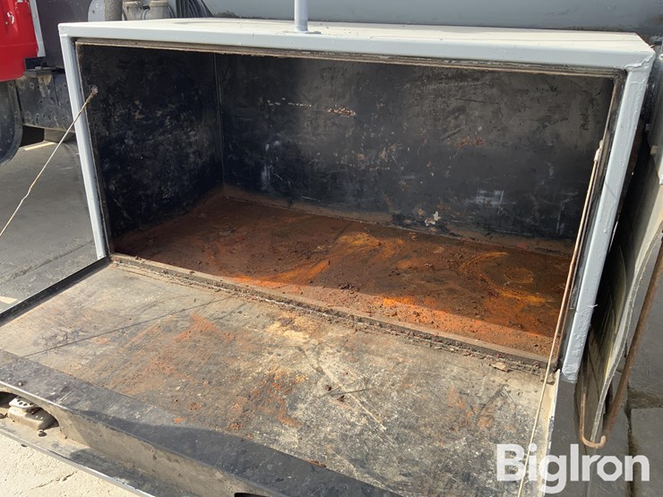 1999-international-4700-image-18