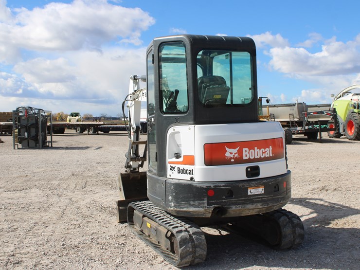 2016-bobcat-e32i-image-5