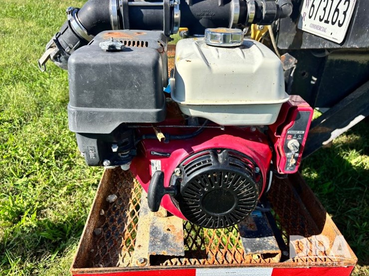 1993-freightliner-fld120-image-45