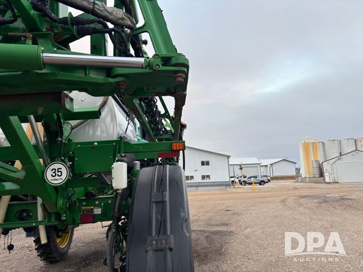 2018-john-deere-r4045-image-50