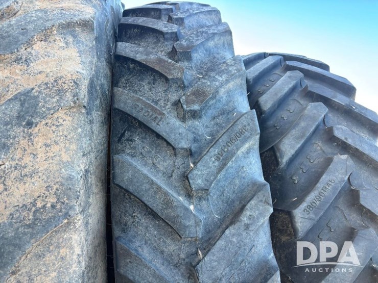 2013-john-deere-4830-image-86