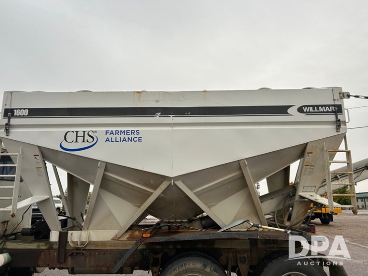 1992-international-9400-image-37