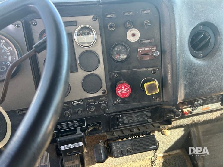 1991-international-9400-image-38