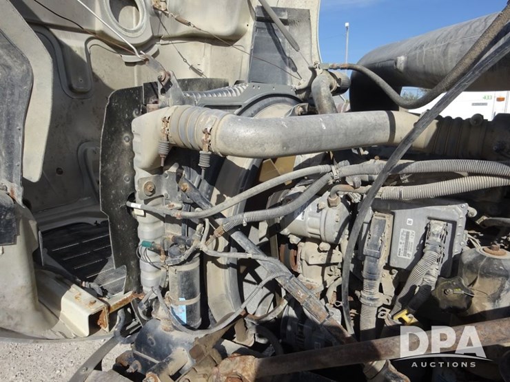 2005-mack-vision-truck-(pz13989,-unit-266)-image-86