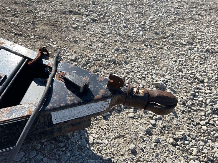 2003-big-tex-10pi-16ft.-t/a-pipe-top-utility-trailer-image-6