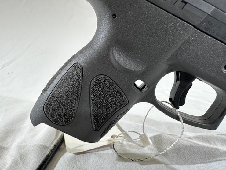 #2025-00066-•-taurus-g2c-pistol-image-23
