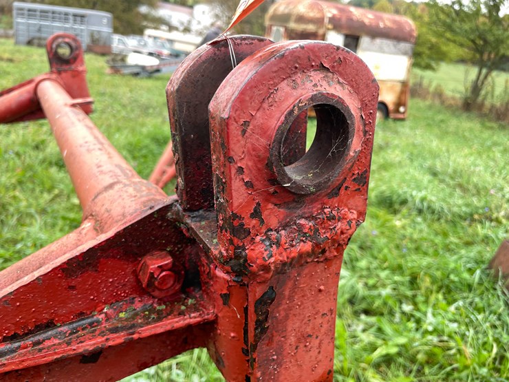 international-300-image-25