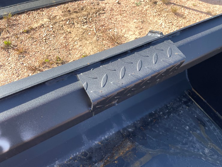 #4107-•-78"-bucket-attachment-image-10