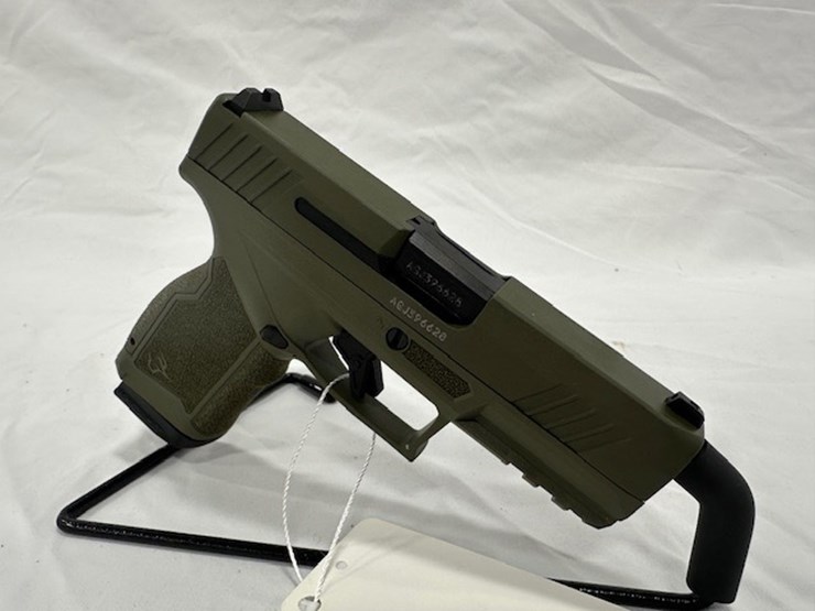 #2025-00062-•-taurus-gx4-pistol-image-11