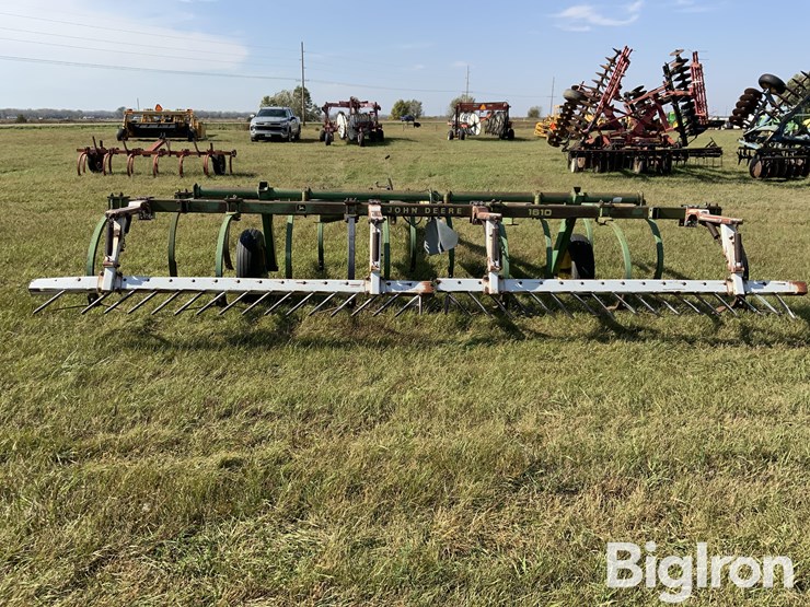 john-deere-1610-image-6