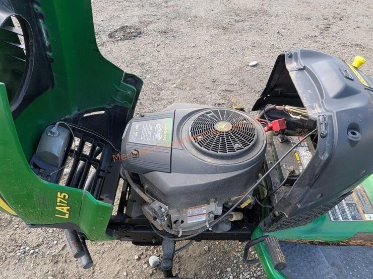 john-deere-175-image-3