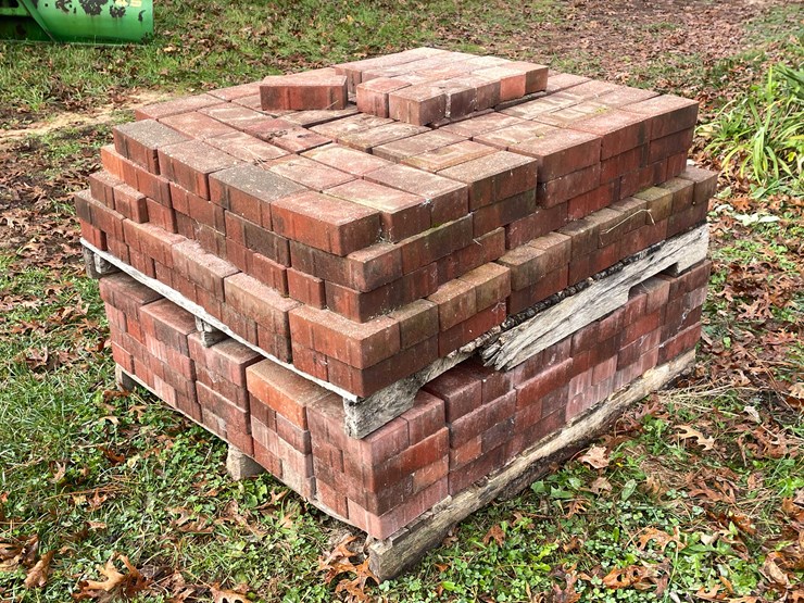 #6615-•-red-and-black-patio-pavers-image-7