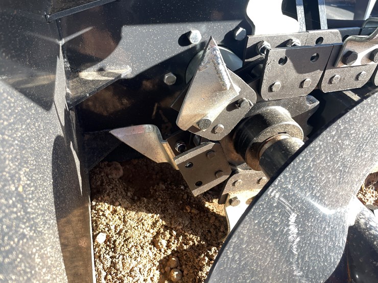 #4051-•-wolverine-hydraulic-trencher-attachment-image-9