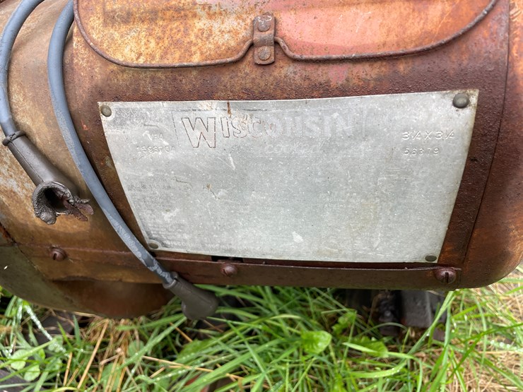 #9614-•-wisconsin-4-cylinder-engine-image-10