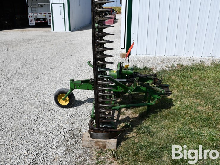 john-deere-30-image-13