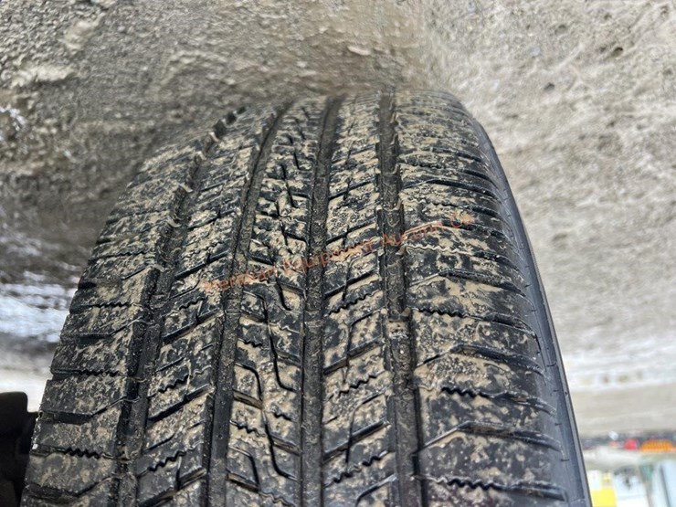 2005-jeep-grand-cherokee-image-16