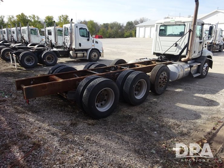 2014-mack-pinnacle-truck-(pz13988,-unit-239)-image-24