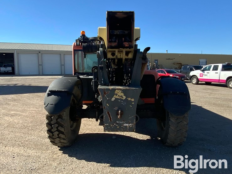 2010-jlg-g10-55a-image-6