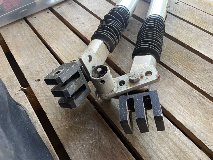 #6617-•-rv-tow-car-brake-system-image-4