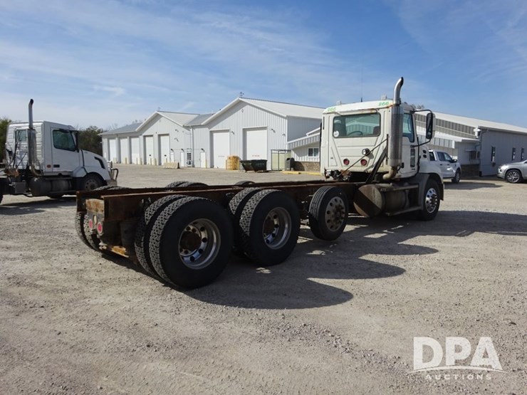 2005-mack-vision-truck-(pz13989,-unit-266)-image-19