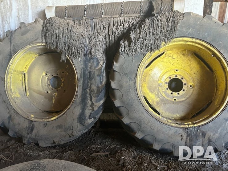 1972-john-deere-4320-image-49